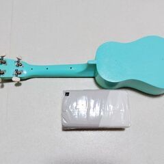 🉐値下げ🌟frying tiger ウクレレ風楽器のおもちゃの画像