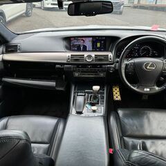 自社ローンあり！ガソリン100リットルプレゼント✨パワートランク✨パワーシート✨レクサス☆LS460☆Fスポーツ☆4600cc☆5人乗り☆の画像