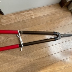 剪定ハサミの画像