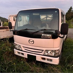 マツダ　タイタン ダッシュ　平ボディ