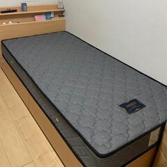 シングルベッド