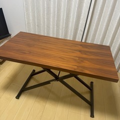 【値下げ】ニトリ　ダイニングテーブル(昇降機能付き)の画像