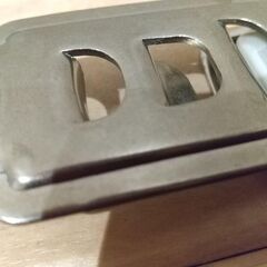 サッシ　窓用補助錠 窓ストッパー  防犯 換気  猫脱走防止 ２個組 ＊工具なし簡単取付の画像