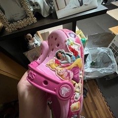 女の子クロックス