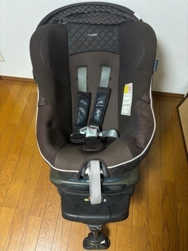 チャイルドシート combi ラクティアターン