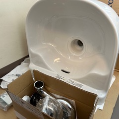 TOTOマルチシンク＋水栓金具一式の画像