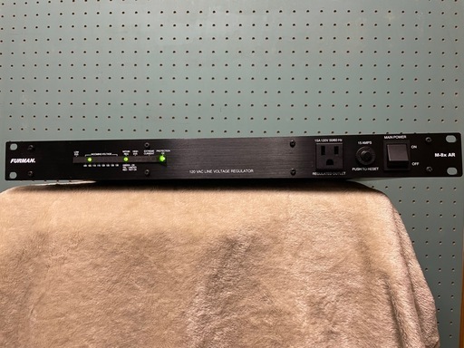 FURMAN  M-8X AR 安定化電源