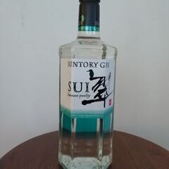 サントリー翠(スイ) 700ml