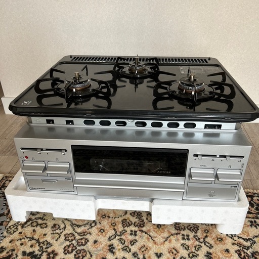 タカラスタンダード　ビルドインコンロ