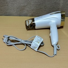ヘアードライヤー　KOIZUMIの画像