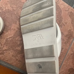 ZARA サンダルの画像