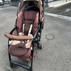Aprica アップリカ　両対面ベビーカー　LUXUNA ラクーナの画像