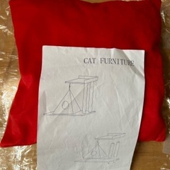 未使用キャットタワー（中敷クッション•ハウス付き）の画像