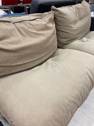 取りに来れる方限定！関家具の２人掛けソファーです！