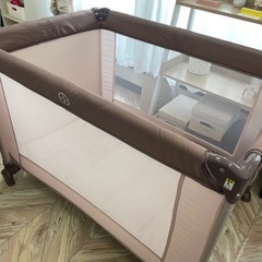 折りたたみベビーベッド