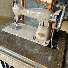JUKI足踏みミシンの画像