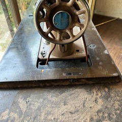 JUKI足踏みミシンの画像