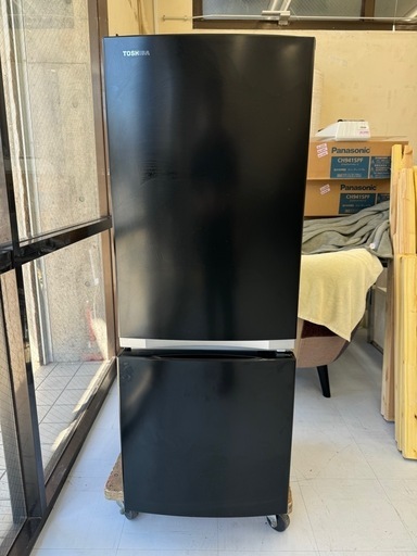 【値下げしました】東芝 冷蔵庫 幅47.9㎝ 153L セミマットブラック GR-S15BS (K) 2ドア 右開き 【一人暮らし】 【省スペース】 2020年モデル　no 2917