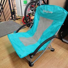 美品！ ローチェア キングキャンプ あぐらチェア 水色 アウトドアチェア KC3841 キャンプ ピクニック 札幌市 西岡店の画像