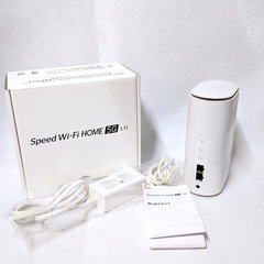 au Speed Wi-Fi HOME 5G L11の画像