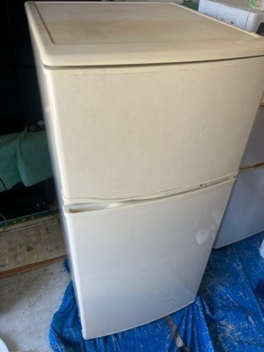 LG118L 冷蔵庫　2001年