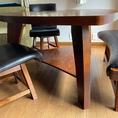 【お値下げ中】ユノメ家具ダイニングテーブル　椅子3脚付き　美品　の画像