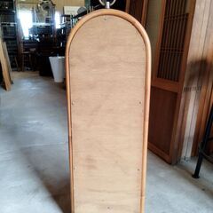 KOIZUMI コイズミ ラタン 鏡 ウォールミラー 収納付き 壁掛けミラー 籐家具 姿見 昭和レトロ　/TJ-1957 2Fの画像