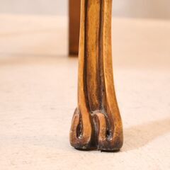 IDC OTSUKA(大塚家具)にて取り扱いのあるイタリアMedea(メデア)社のダイニングチェア 2脚セットです。アールヌーヴォー様式の細かな彫りと意匠がダイニングをエレガントで優雅な雰囲気に♪の画像