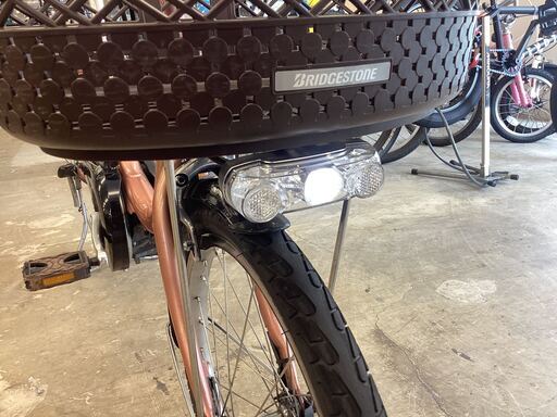 地域限定　BRIDGESTONE ASSISTA UNI 20インチ　ユニ パンクしない ブリヂストン 電動アシスト自転車 アシスタユニプレミア