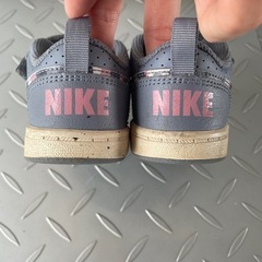 NIKE スニーカーの画像