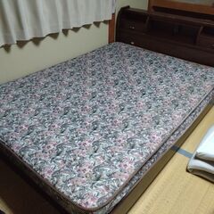 【本日最終日！明日廃棄します】ダブルベッドを無料であげます