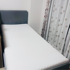【出品中・無料】IKEA ベッド +マットレス シングル