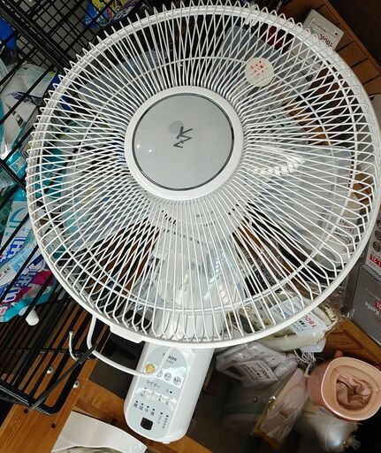 品質保証☆配達有り！4500円(税別）ヤマゼン 壁掛け 扇風機 リモコン付き 2019年製