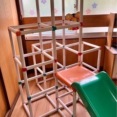 ジャングルジムの画像