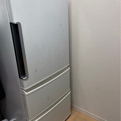 冷蔵庫　８月２８日１６時引取り希望です。の画像