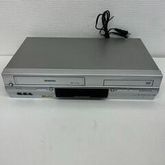 【レガストック江東店】TOSHIBA 東芝 VHS ビデオ 一体型 DVDプレーヤー SD-V700 2007年製②の画像