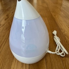 【9/2まで】超音波式アロマ加湿器SHIZUKU mini FSWD-9309-WH の画像