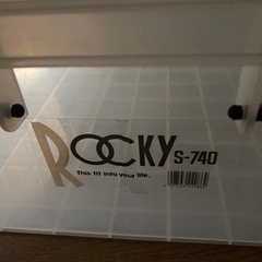 収納ボックス　1個500円の画像