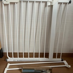 ベビーゲート
