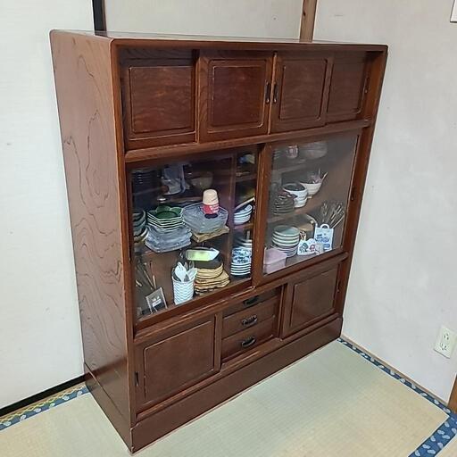食器棚
