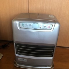 【破格】灯油ストーブ3つセット　ポンプ　タンク　3点セットの画像