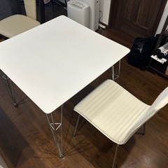 テーブル　イス　