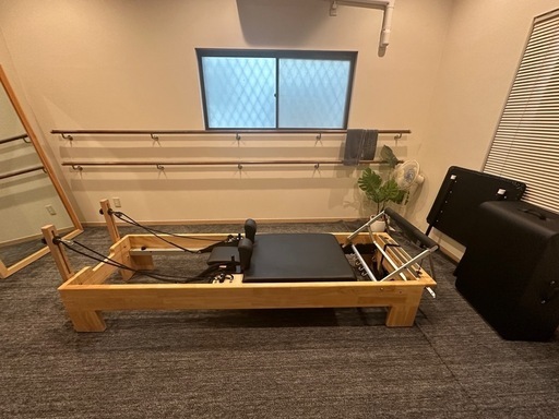 ピラティスリフォーマー/pilates reformer