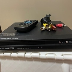 DVDプレイヤー⭐︎0円(ボタン壊れ気味) ※8月中に取りに来れ...