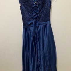 ミモザ丈ドレスの画像