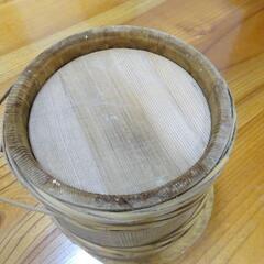 漬物桶　樽　桶の画像