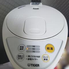 タイガーマイコン電動ポット　PDR-G221(W)の画像
