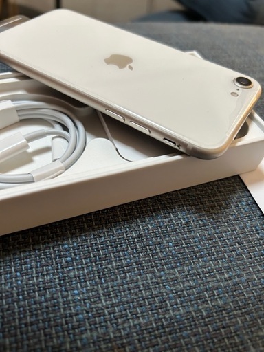 iPhoneSE3 純正整備品