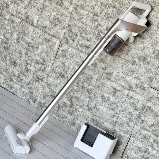 2022年製 シャープ「ラクティブ・エア」コードレスクリーナー