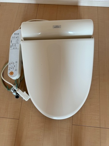 TOTO　TCF2111ウォシュレット（工賃込み）